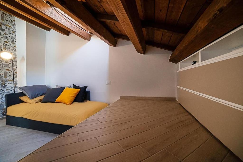 Appartamento Elegante E Moderno A 100 M Dal Duomo Л'Аквіла Екстер'єр фото